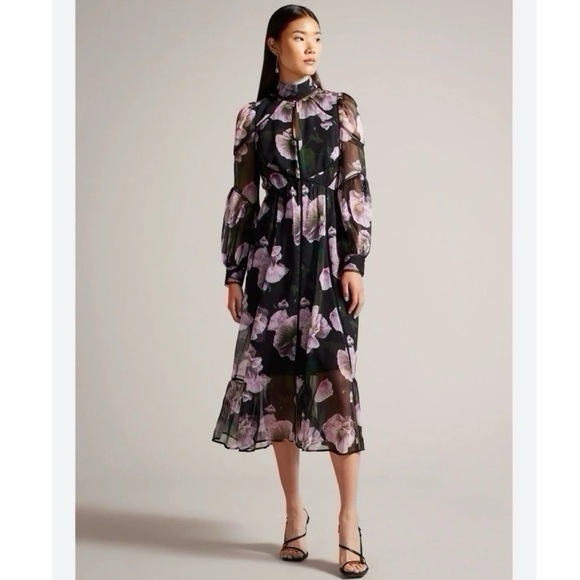 Ted Baker Dresses & Skirts - Ted Baker Pohlley Ladder Trim Midi Dress